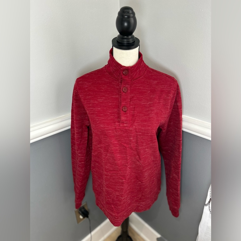 UNTUCKit Men’s Livio Pullover in Red Size Medium